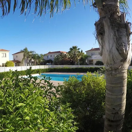 ヴィラ Sunrise ペリヴォリア