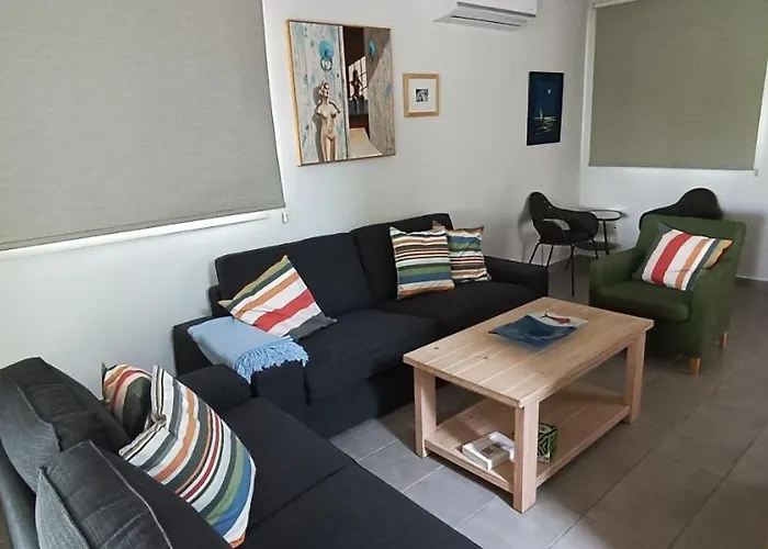 Sunrise Villa Perivolia