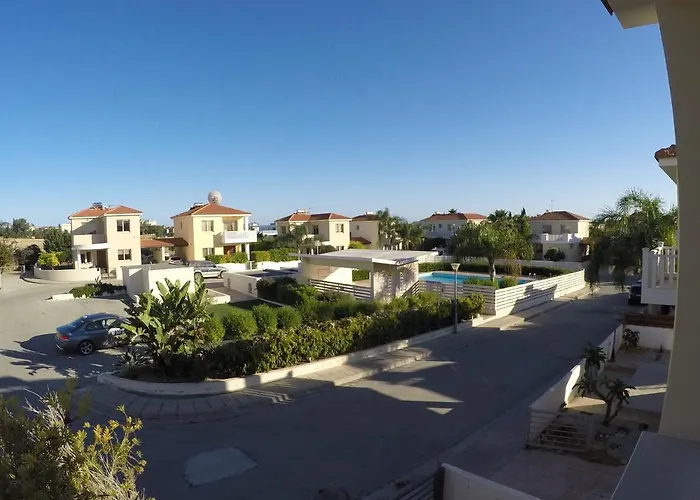 Sunrise Villa Perivolia